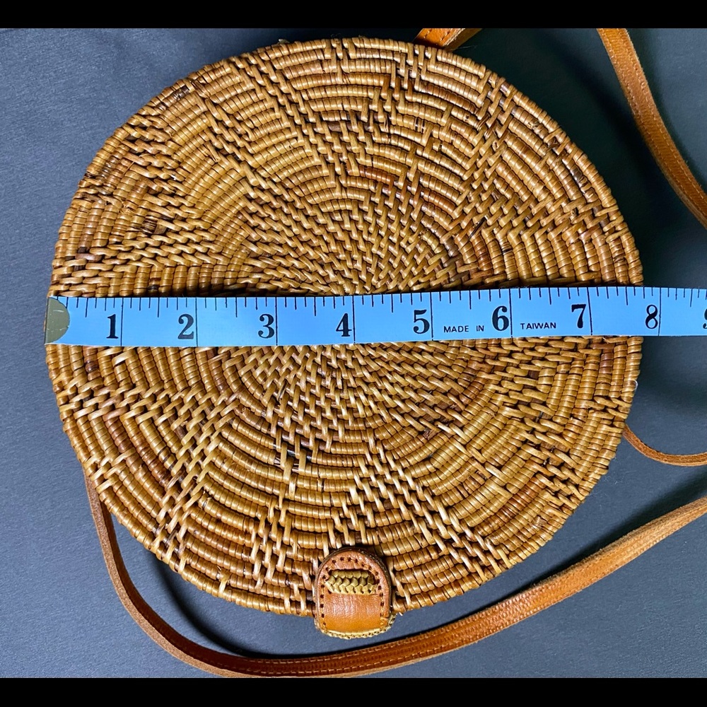 Woven Rattan Bag - Picture 7 of 8